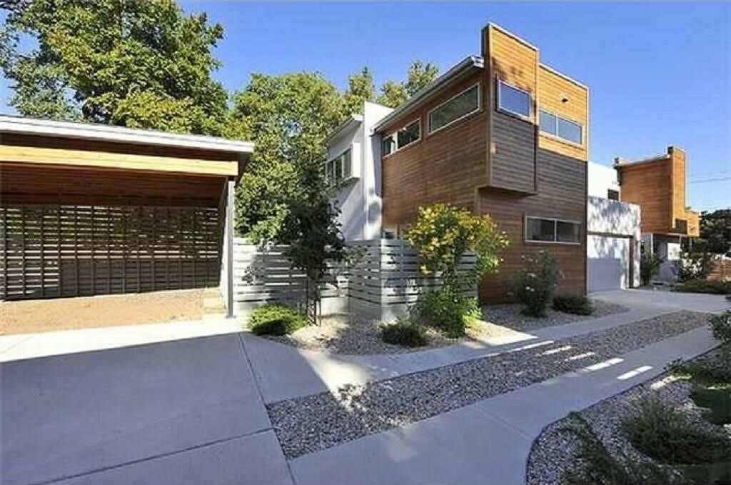 Property Photo: 1101 Lambie Street 1-B TX 78702