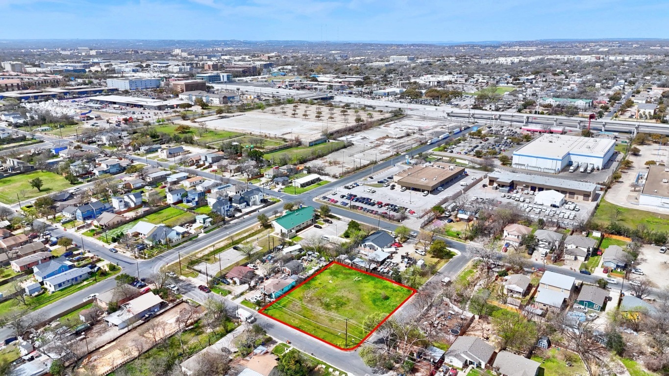 Property Photo: 7410 Carver Avenue TX 78752