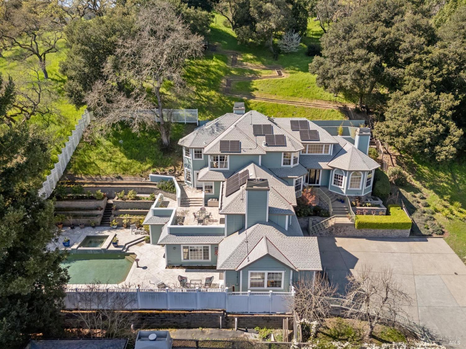 15 Kingswood Drive  Petaluma CA 94952 photo