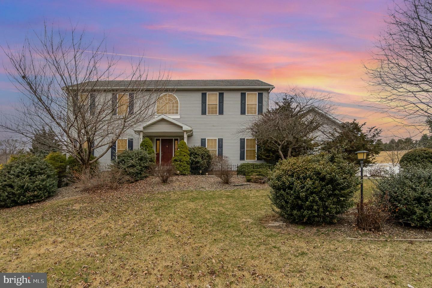 4 Lennon Lane  Carlisle PA 17015 photo