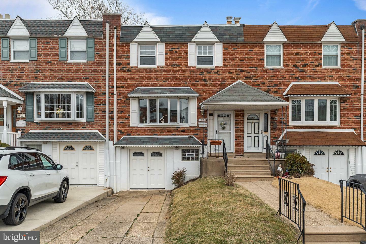 12862 Medford Road  Philadelphia PA 19154 photo