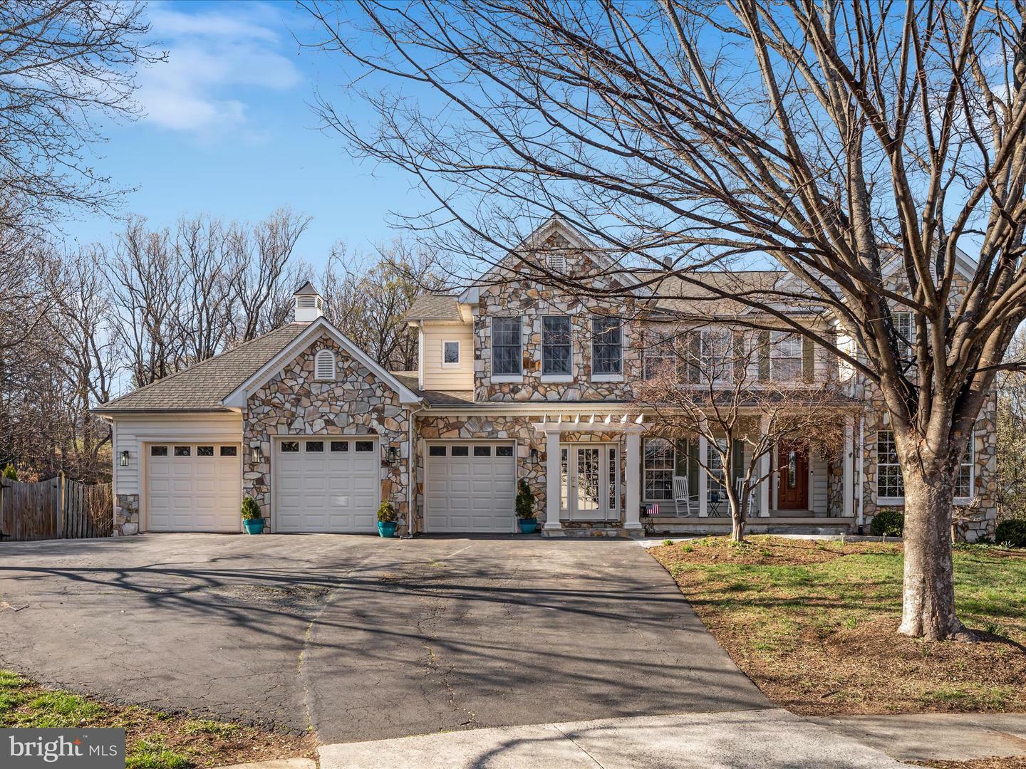 315 Riding Trail Court NW  Leesburg VA 20176 photo