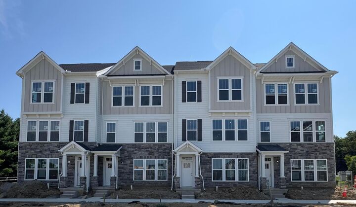 Property Photo:  327 Vannette Lane  OH 43082 