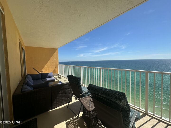 Property Photo:  5004 Thomas Drive 1507  FL 32408 