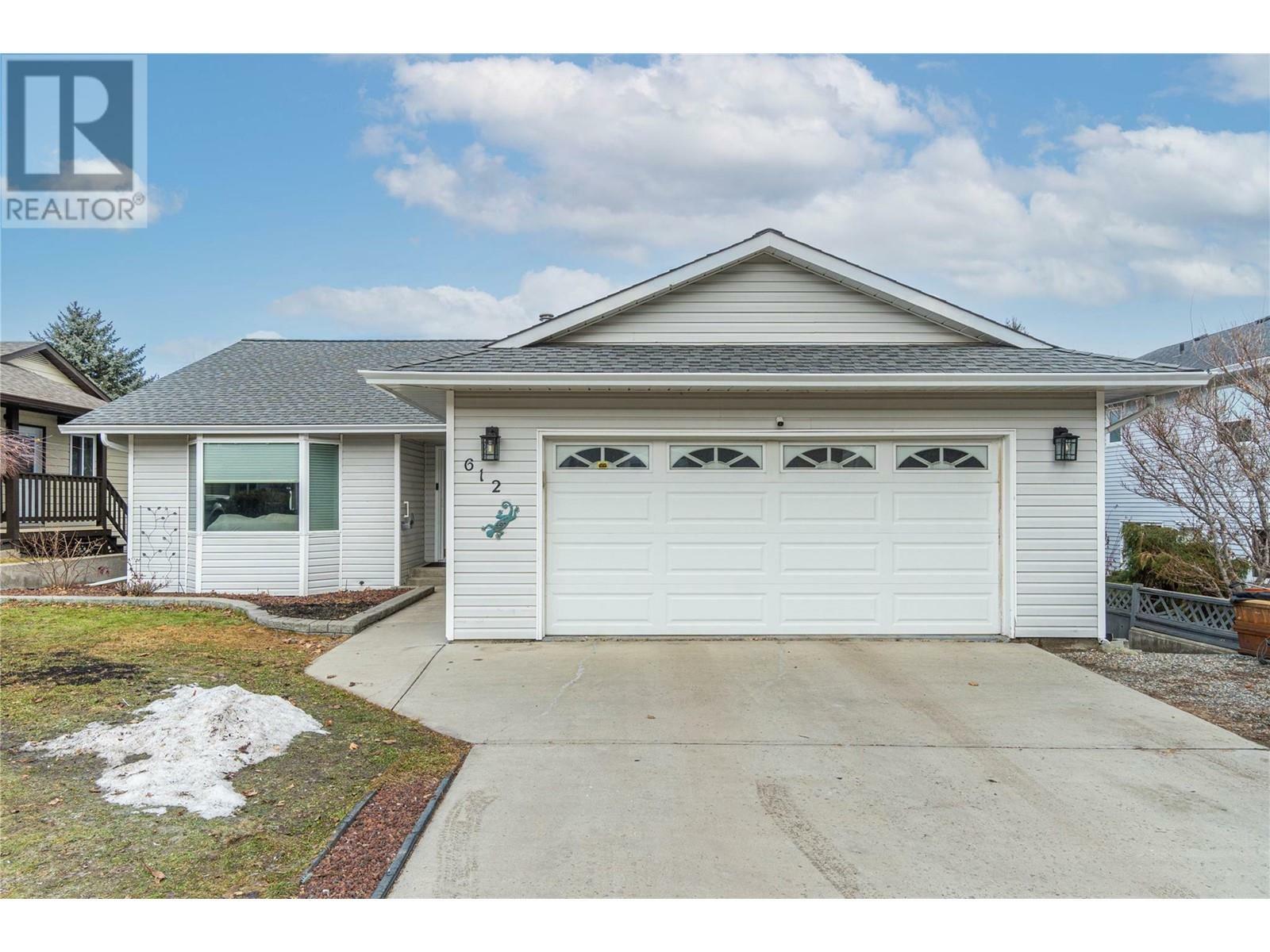 612 Braemar Drive  Kamloops BC V1S 1H9 photo