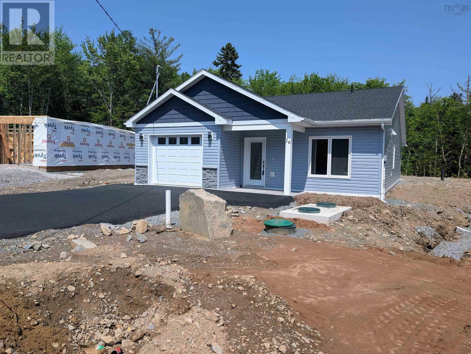 Property Photo: 16 Shadebush Walk NS B4E 0S4