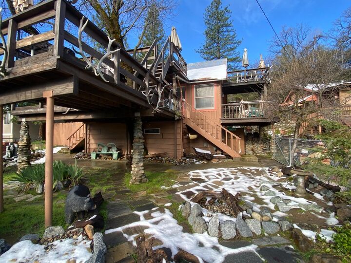 Property Photo:  32956 Road 222  CA 93643 