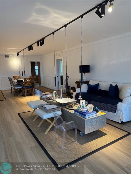 Property Photo: 3095 N Course Dr 809 FL 33069