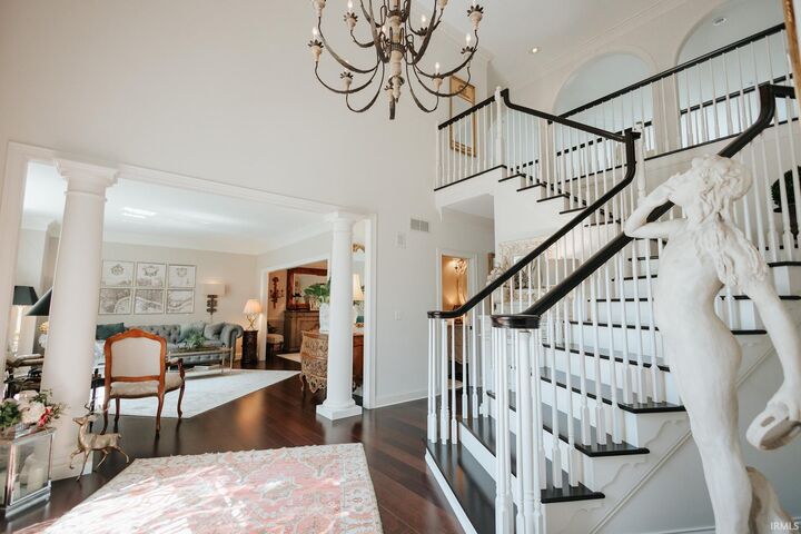 Property Photo: 8634 Briarose Court IN 47630