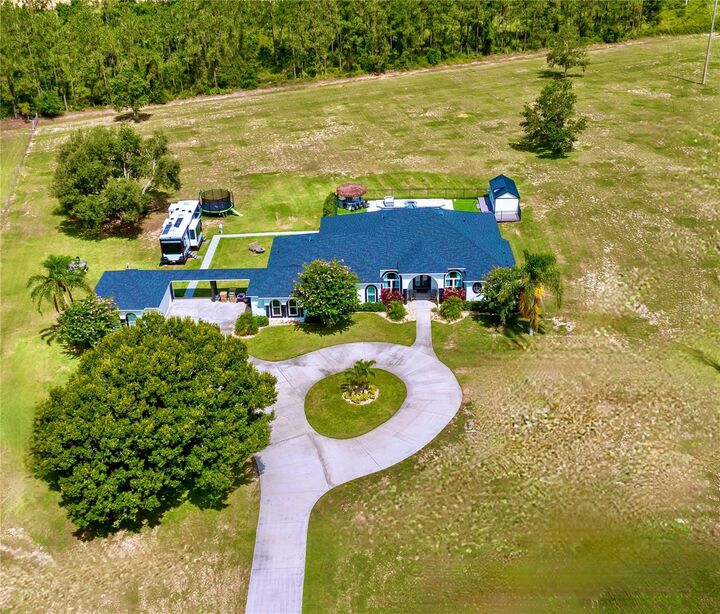 Property Photo: 17117 Heartwood Loop FL 34787