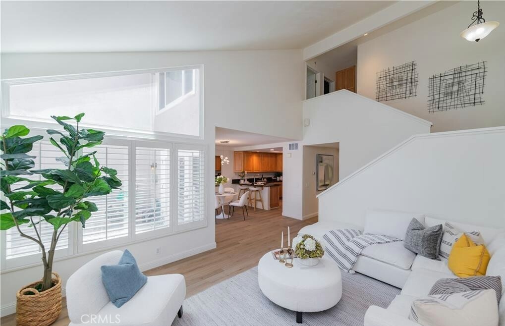 Property Photo: 36 Stanford Court 18 CA 92612