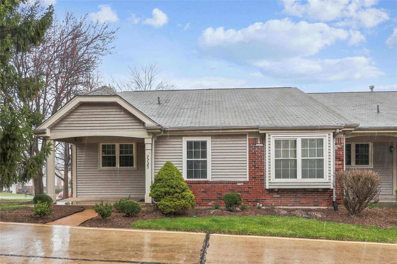 Property Photo:  7723 Thetford Court  MO 63119 