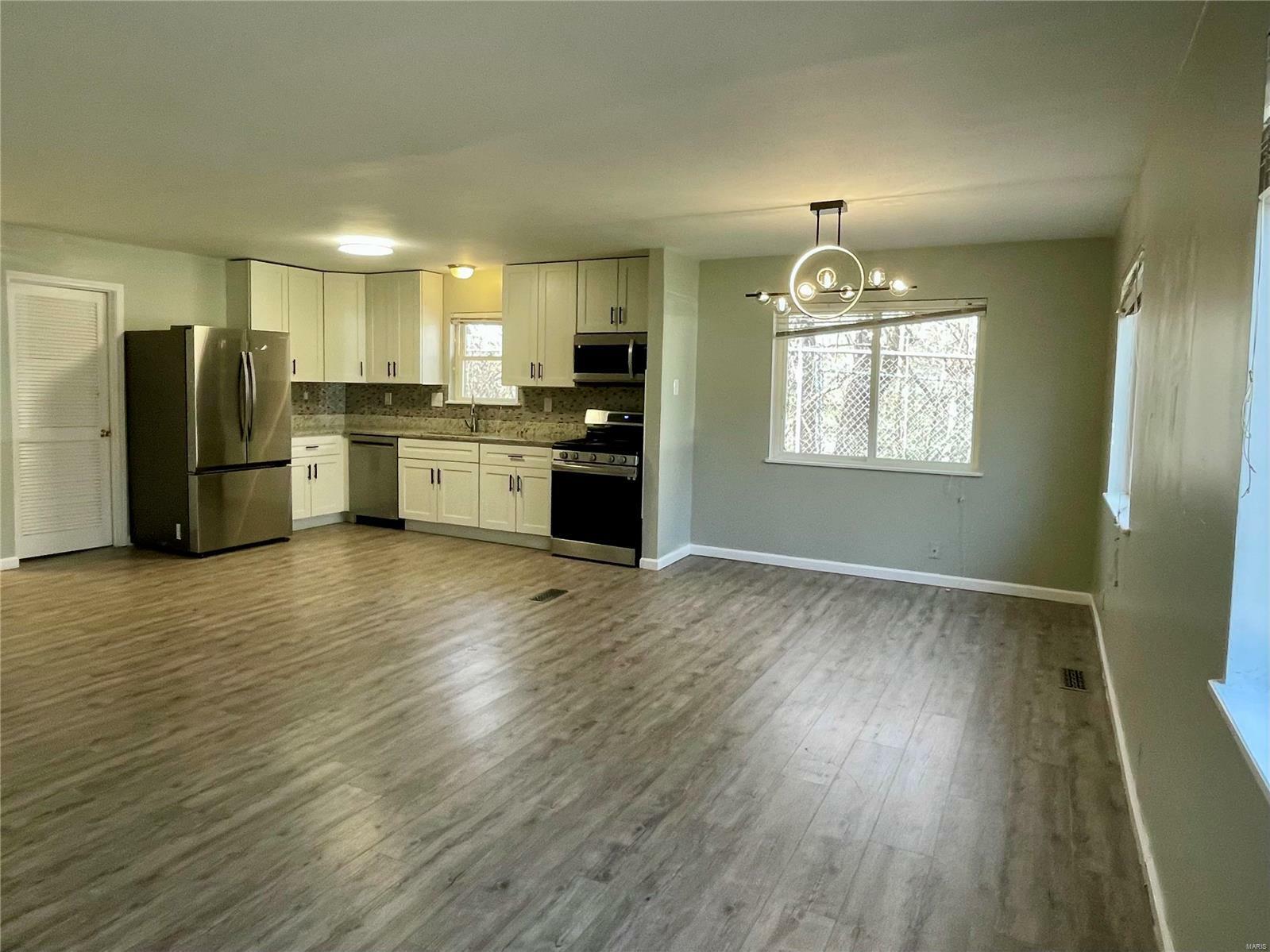 Property Photo: 817 Yale Avenue MO 63130
