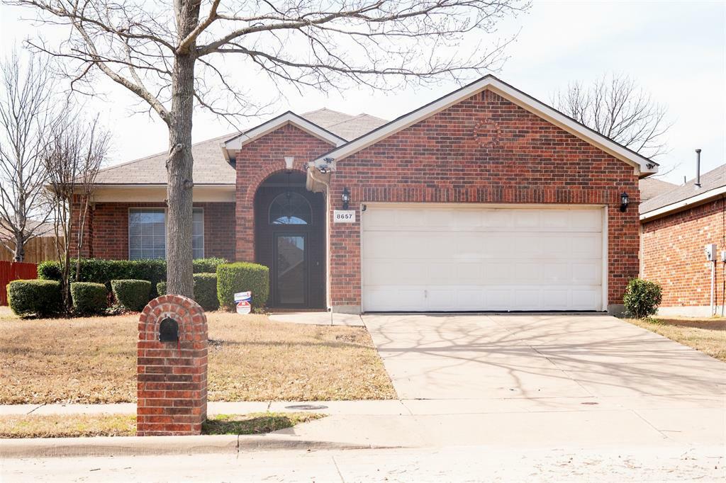 Property Photo: 8657 Vista Grande Drive TX 75249