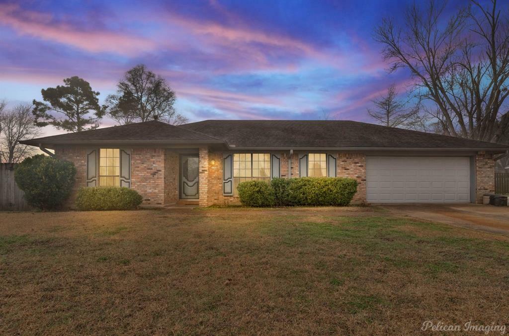 Property Photo: 5304 Bayou Drive LA 71112