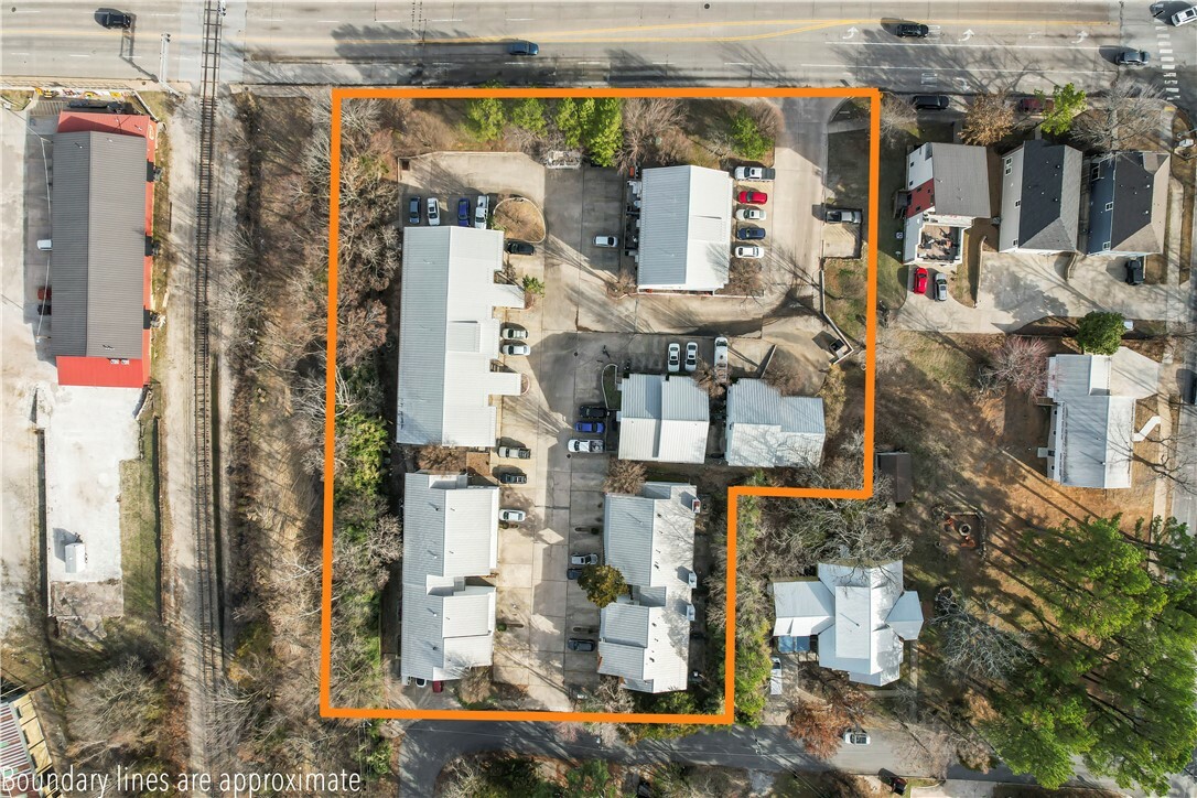 Property Photo: 1000-1051 N Molly Court AR 72701