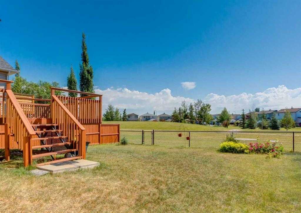 Property Photo: 41 Royal Birch Terrace NW AB T3G 5N7