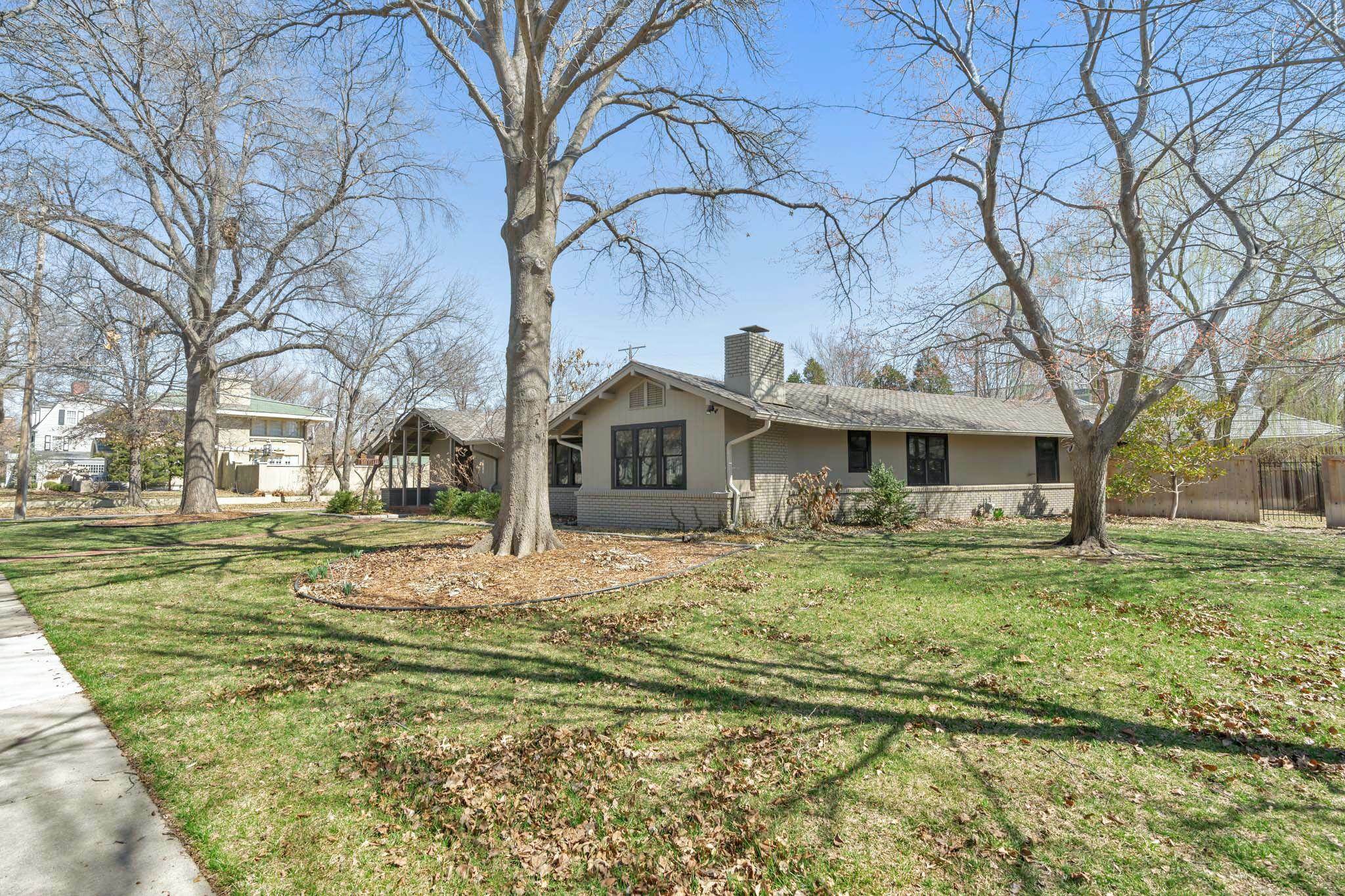 Property Photo:  256 N Belmont Ave  KS 67208 