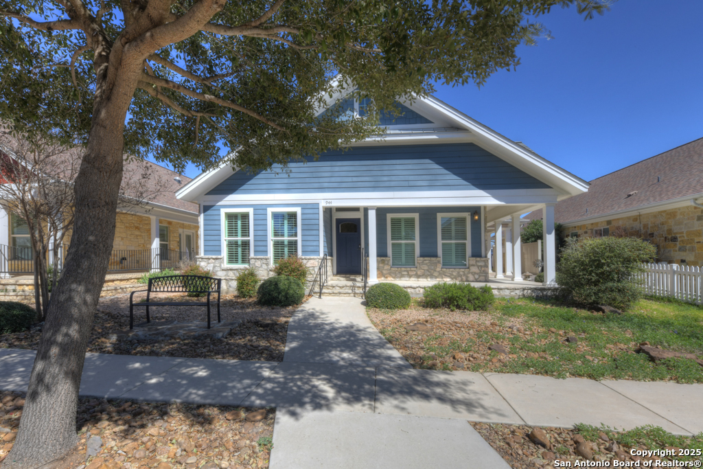 Property Photo: 944 Hudson Lane TX 78130
