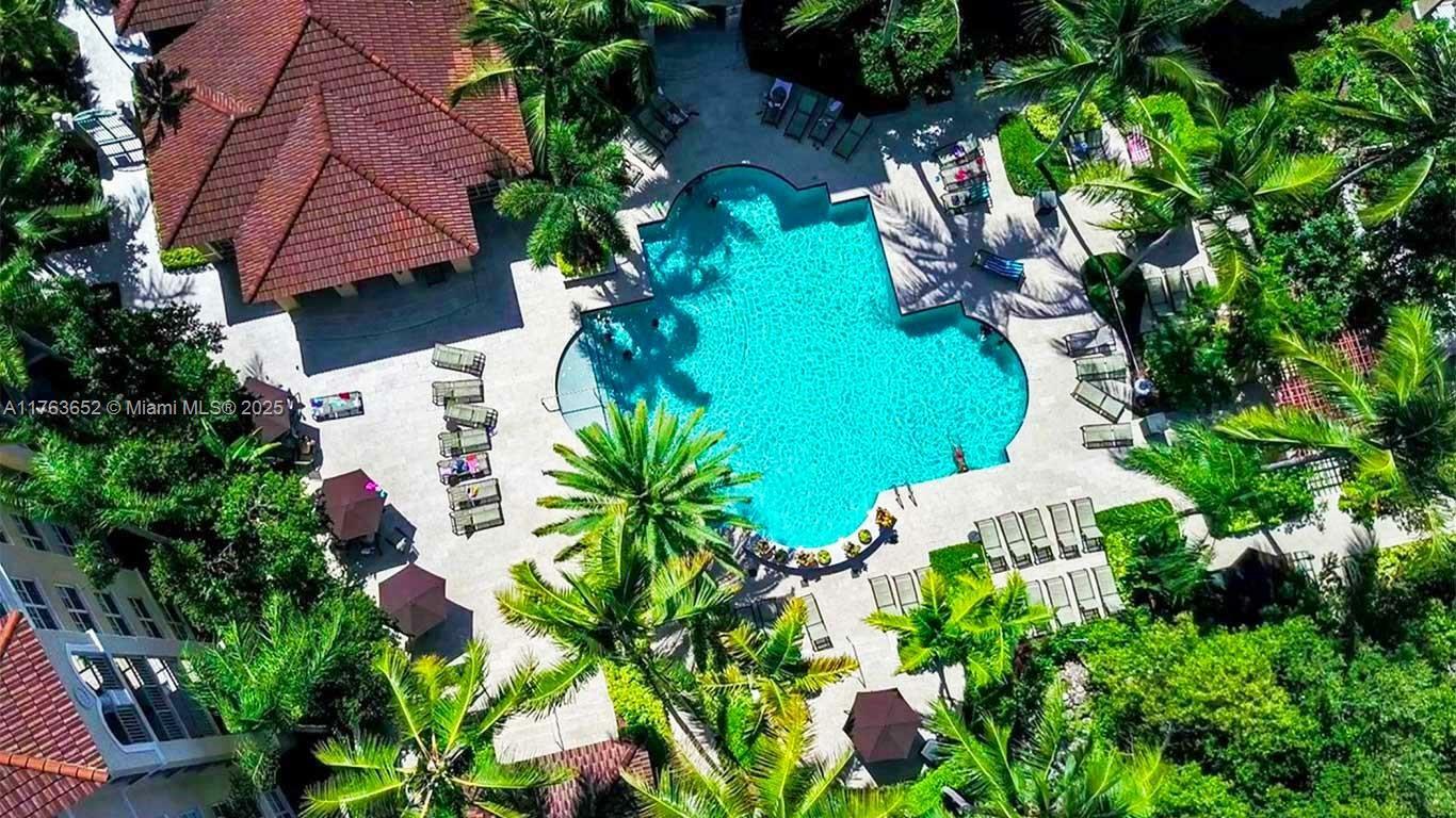 19555 E Country Club Dr 8108  Aventura FL 33180 photo