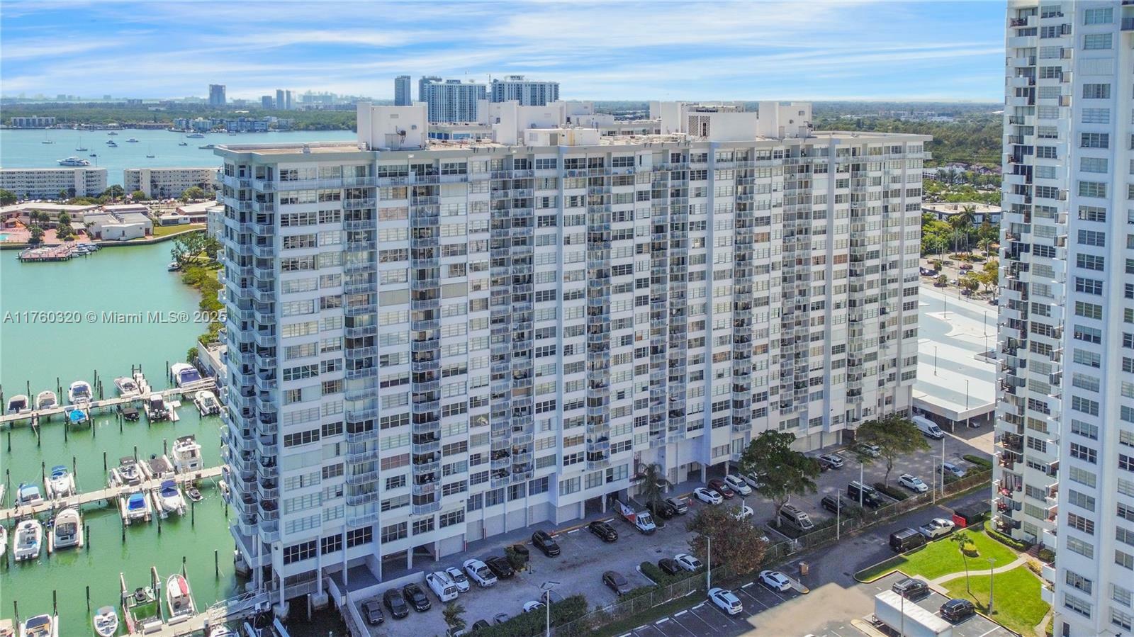 Property Photo: 18011 Biscayne Blvd 1103 FL 33160