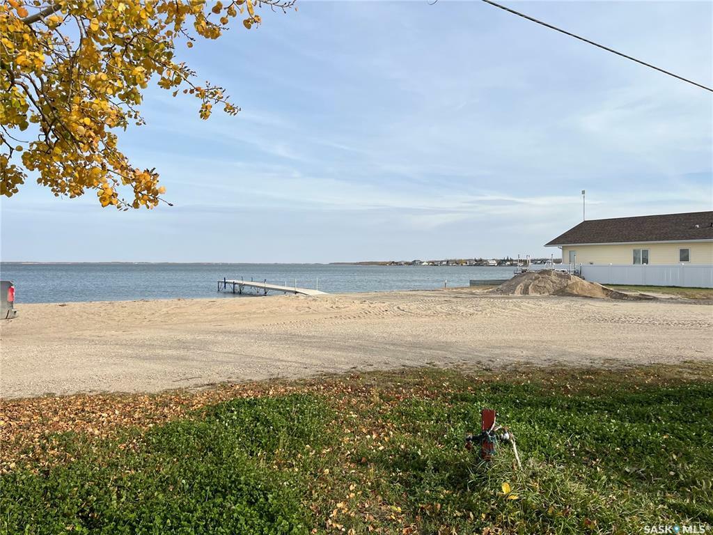 Property Photo: 105 Lakeshore Lane SK S0A 1A0