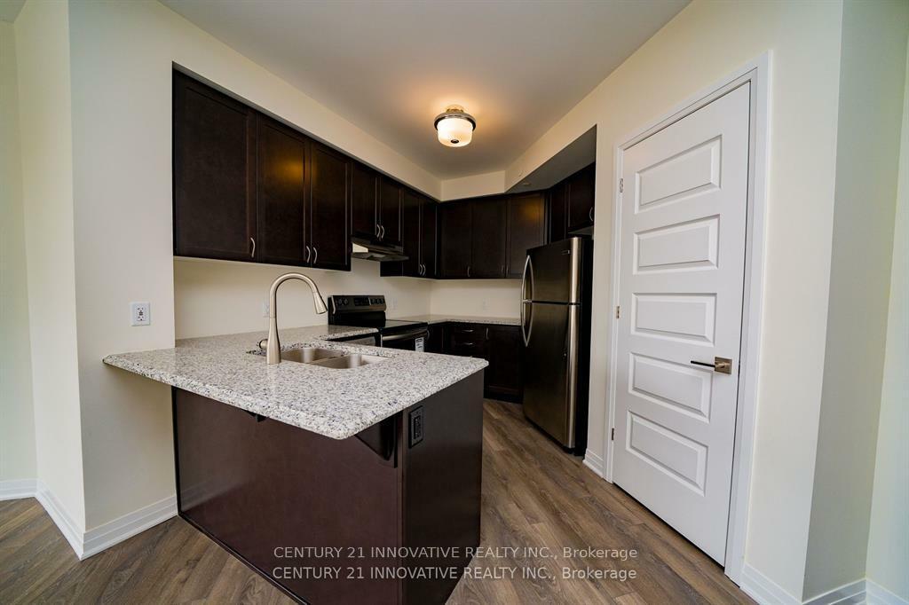 Photo de la propriété: 58 Adam Sellers Street 212 ON L6B 1M7