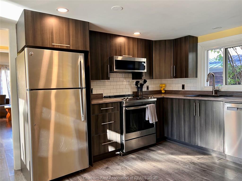 Property Photo: 1025 Kerr Avenue ON N0P 1N0
