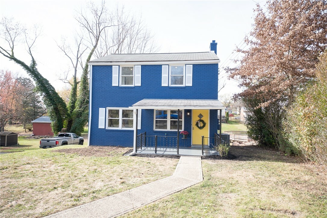 Property Photo: 2811 Phillips Ave PA 15116