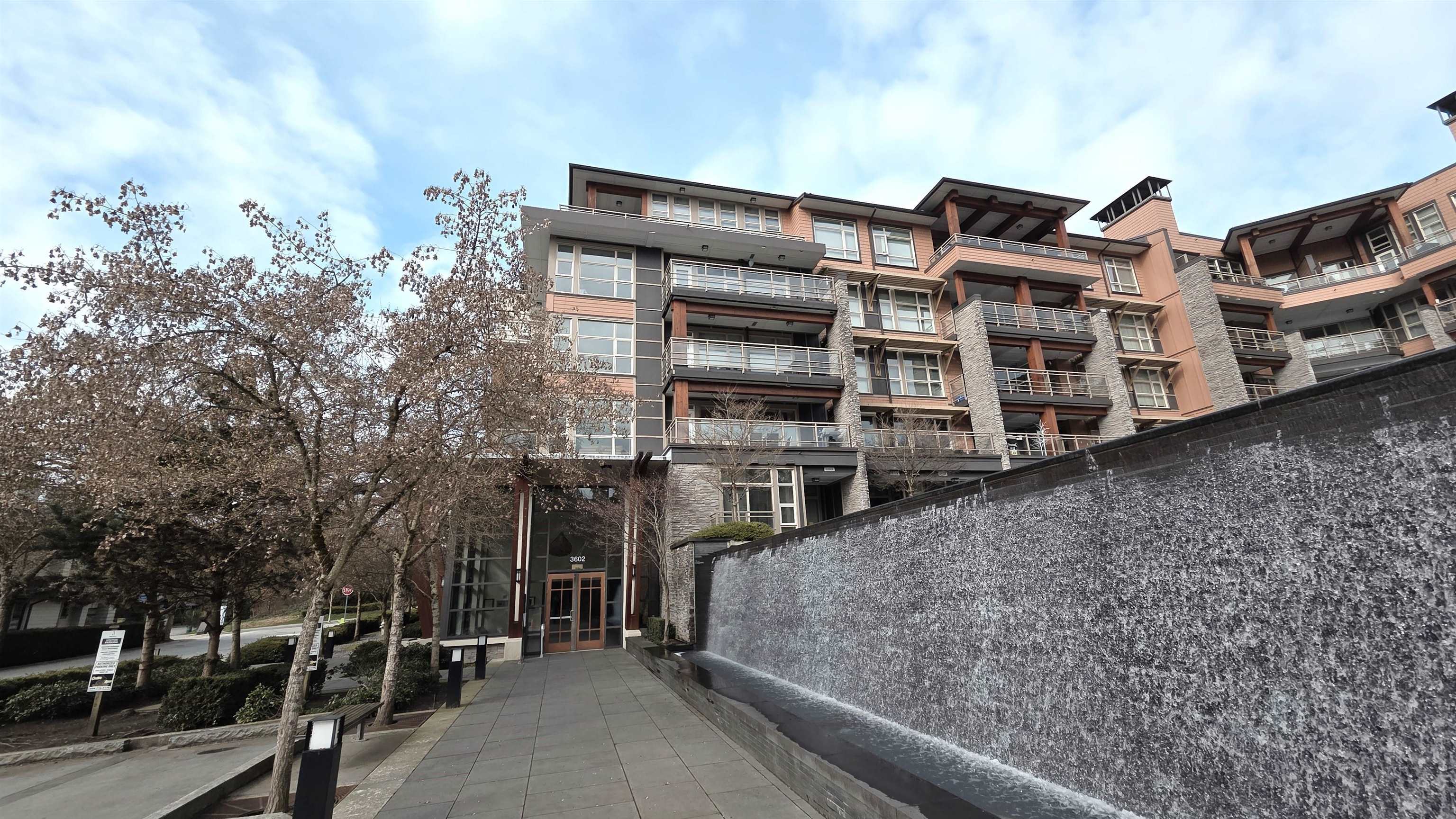 Property Photo: 3602 Aldercrest Drive 404 BC V7G 2S6