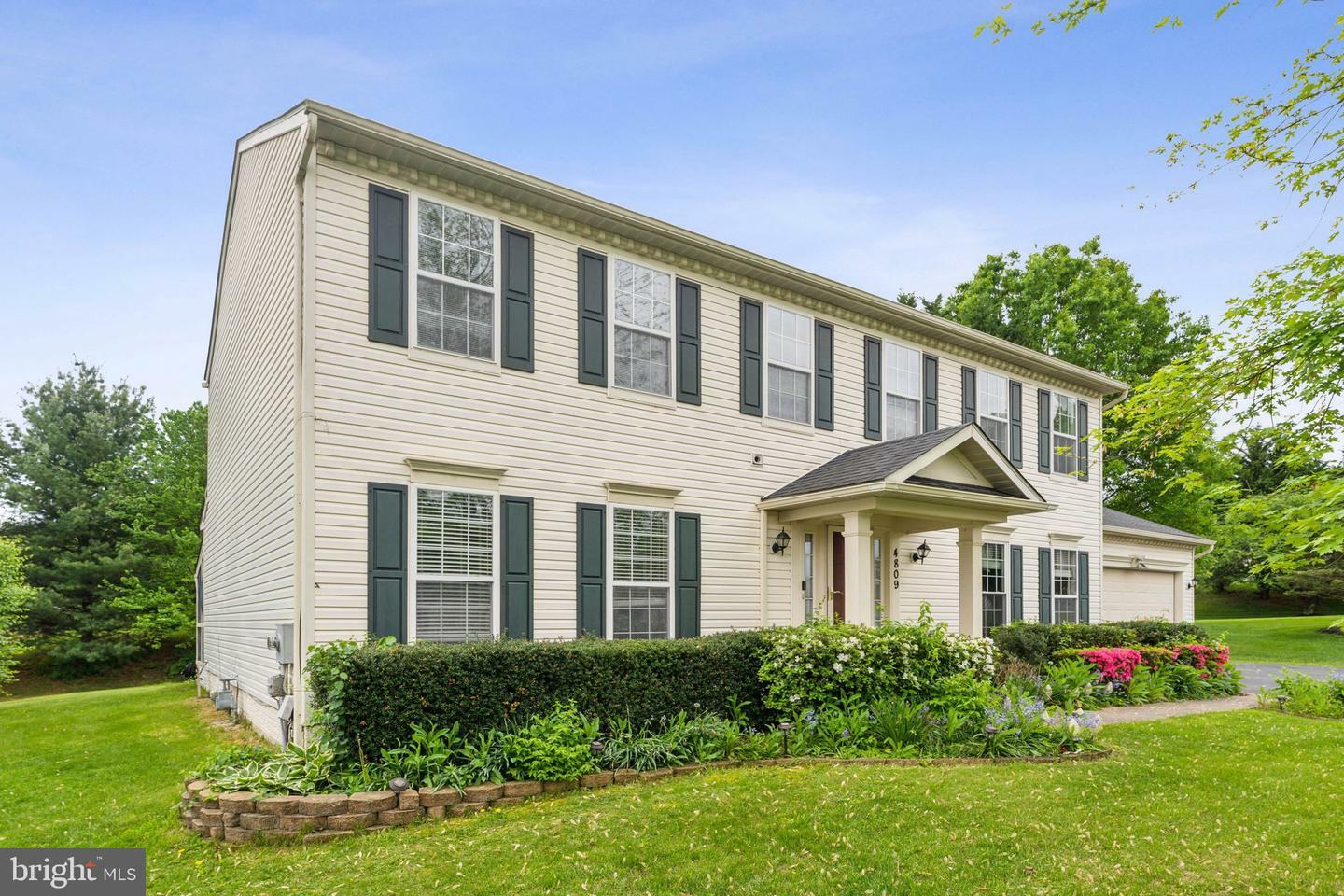 Property Photo: 4809 Bennington Place E MD 21755