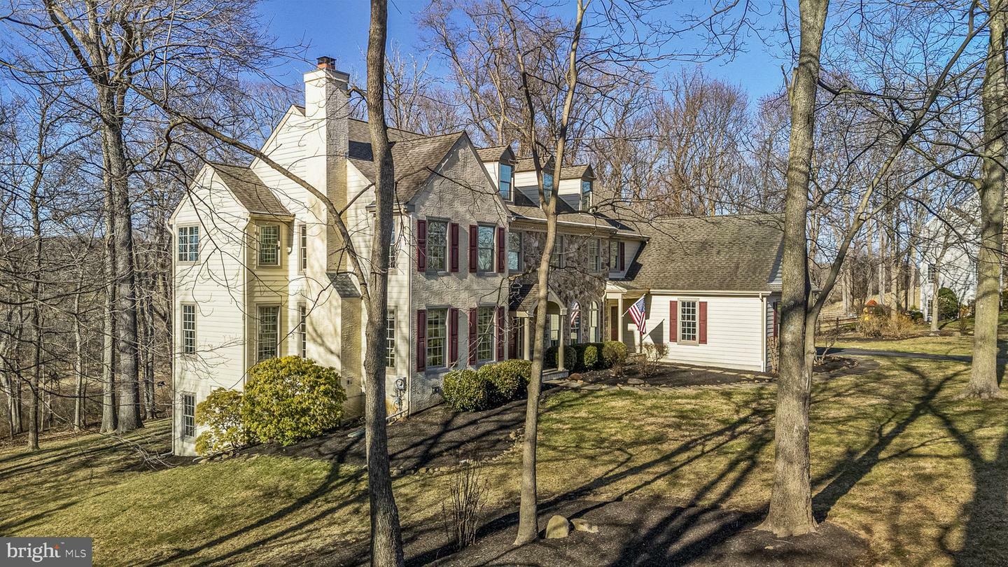 Property Photo: 922 Copes Lane PA 19380