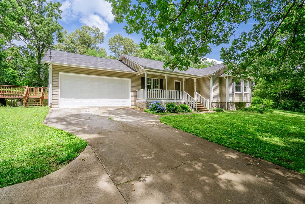 Property Photo: 143 Bunker Hill Drive GA 30721