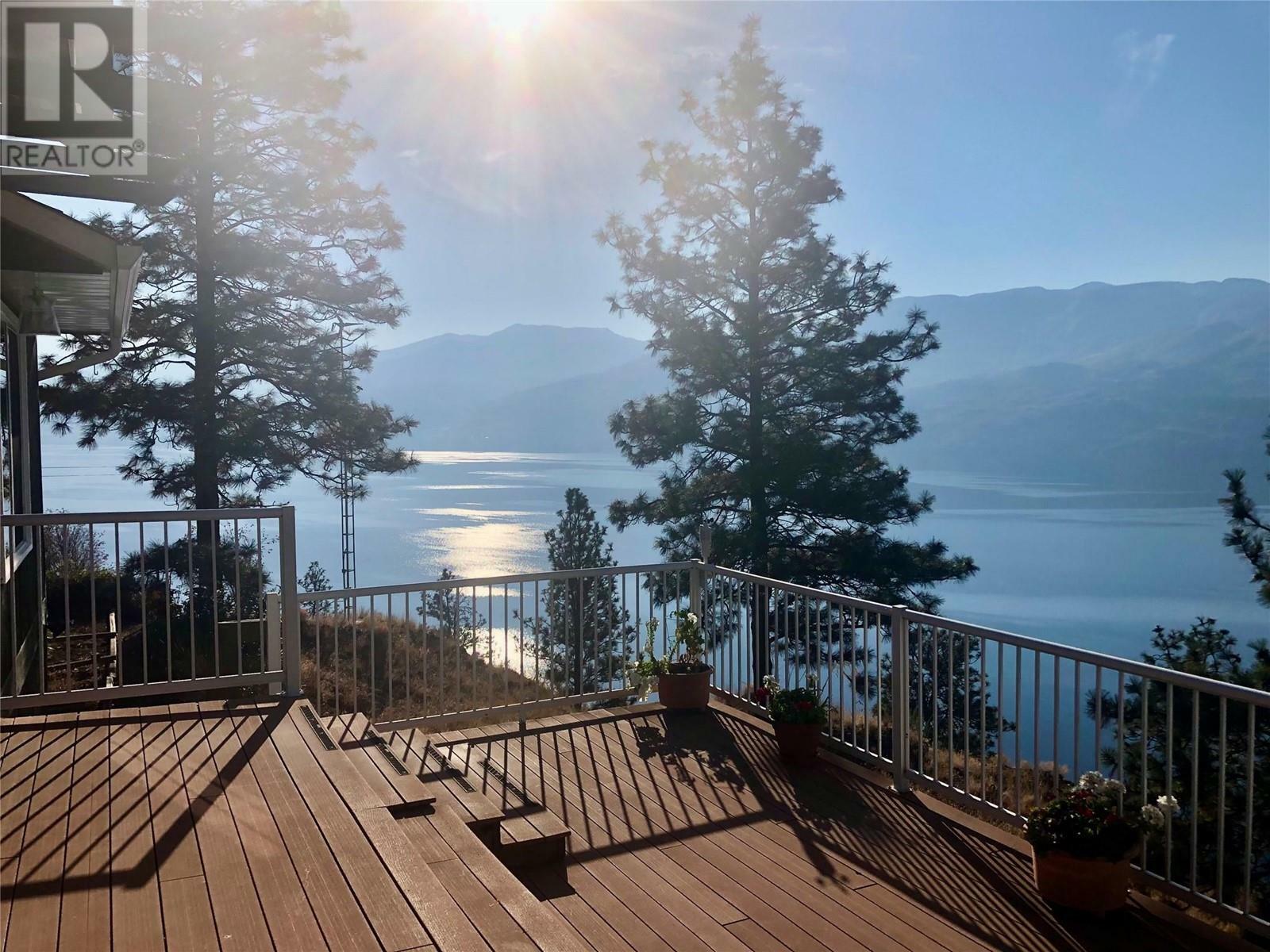 Photo de la propriété: 3040 Seclusion Bay Road BC V4T 1W5