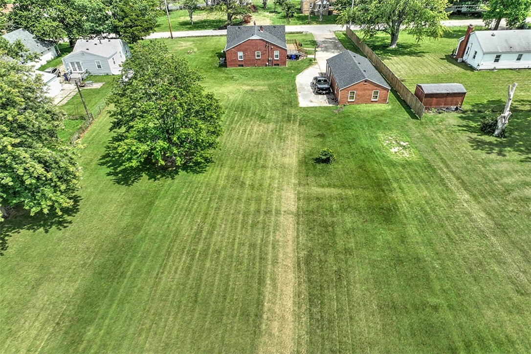 Property Photo: 1865 N Summit Avenue IL 62526