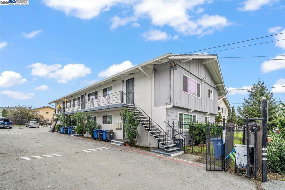Property Photo: 27070 Manon Ave CA 94544