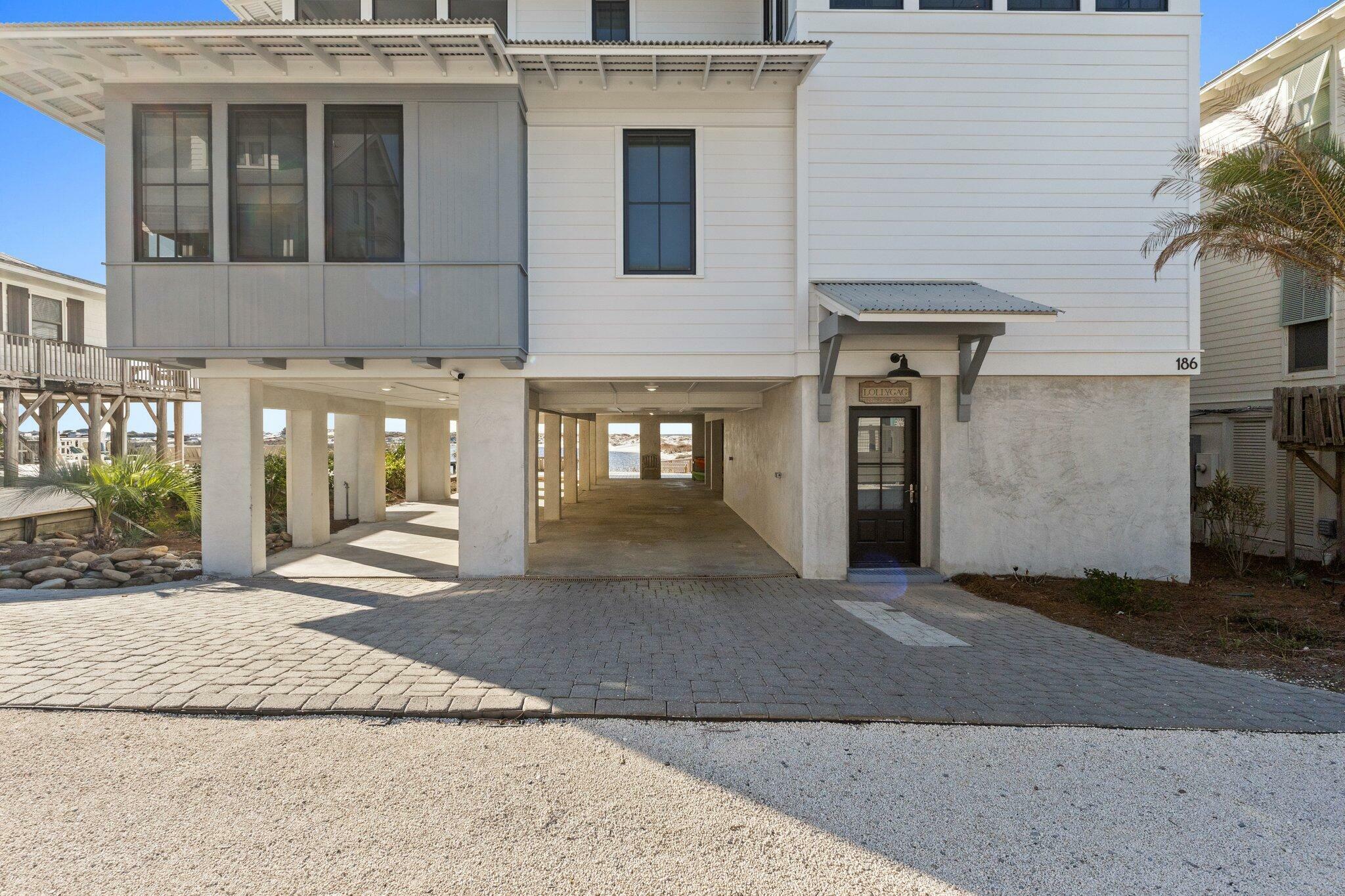 Property Photo: 186 Banfill Street FL 32459