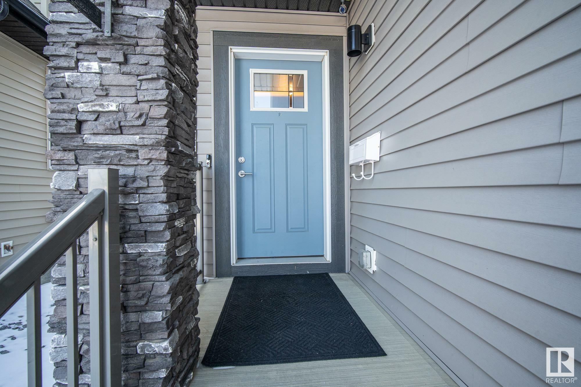Photo de la propriété: 3395 Parker Loop SW AB T6W 3A8