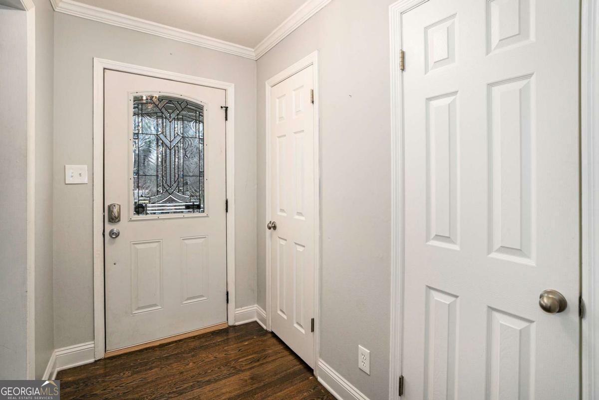 Property Photo: 5498 Stoneybrook Court SE GA 30126