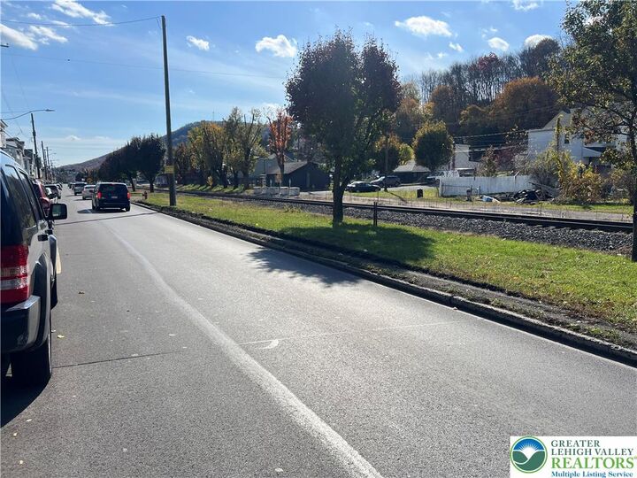 Property Photo:  515 N Railroad Street  PA 18252 