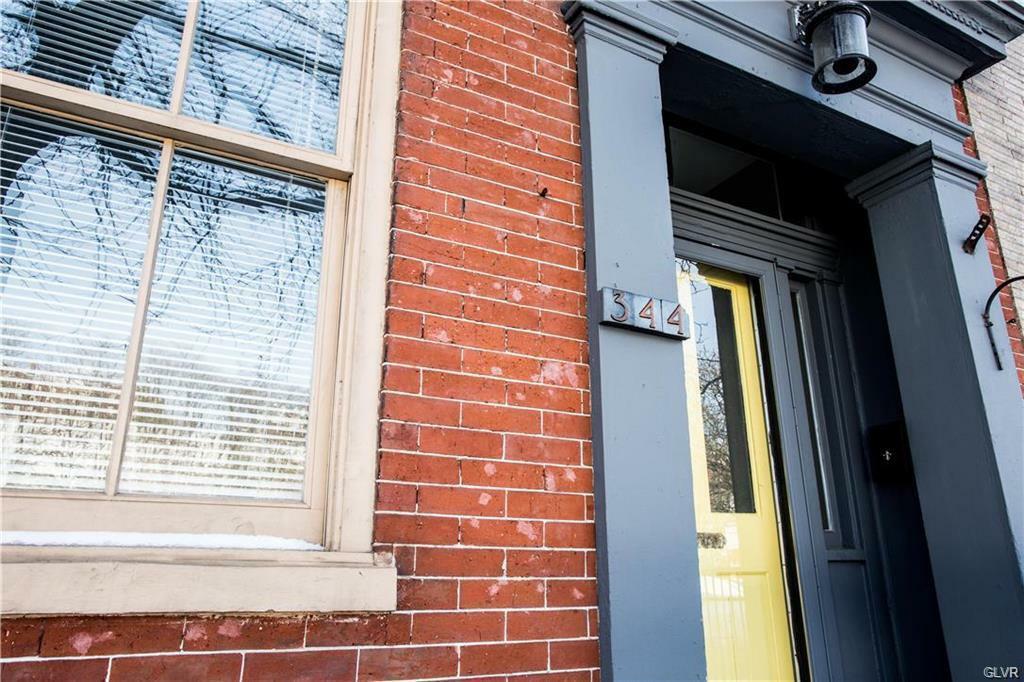 Property Photo: 344 Bushkill Street 1 PA 18042