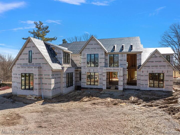 Property Photo: 6560 Red Maple Lane MI 48301 3224