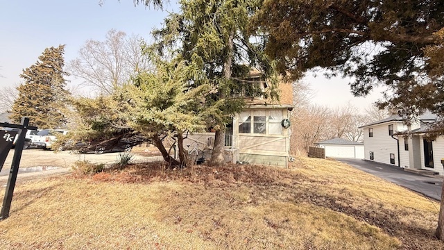 228 E 55th Street  Westmont IL 60559 photo