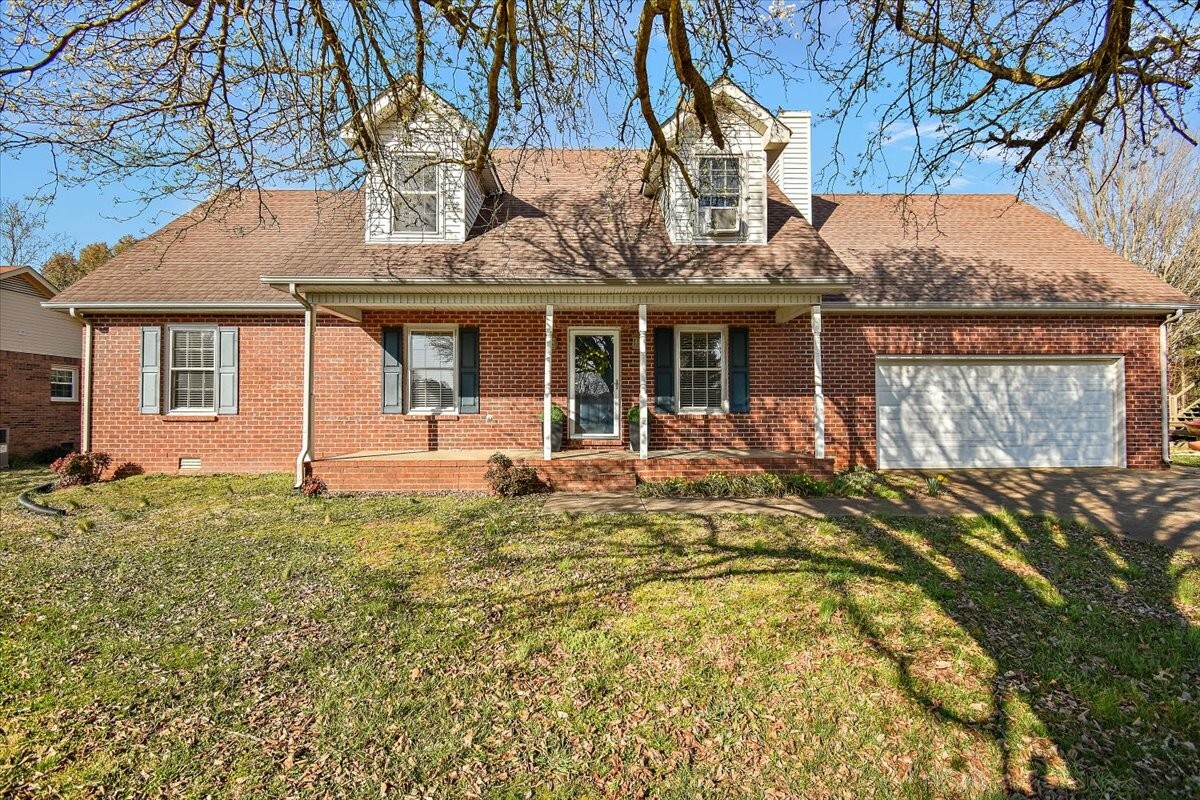 Property Photo: 3950 Country Park Ln TN 37128