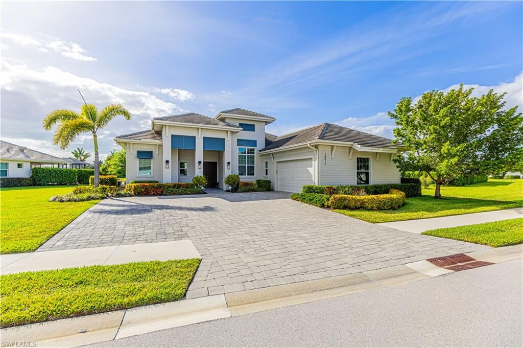 Property Photo:  14617 Regatta Ln  FL 34114 
