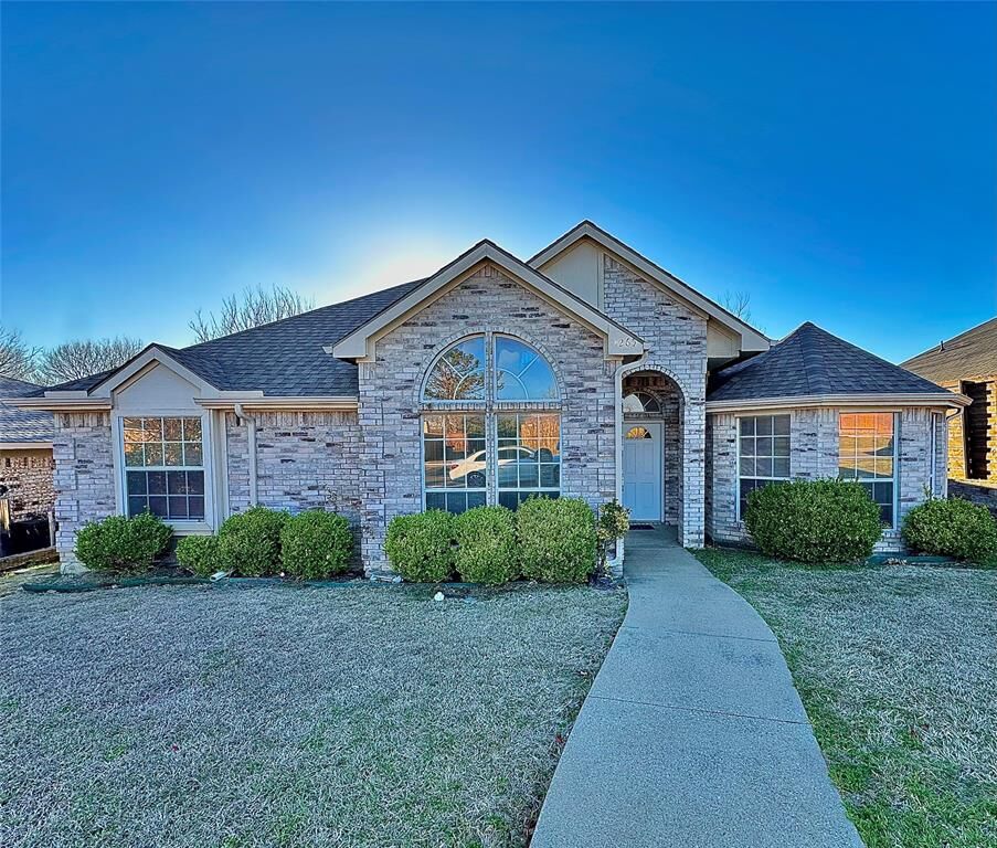 Property Photo: 1265 Cedarcrest Drive TX 75149