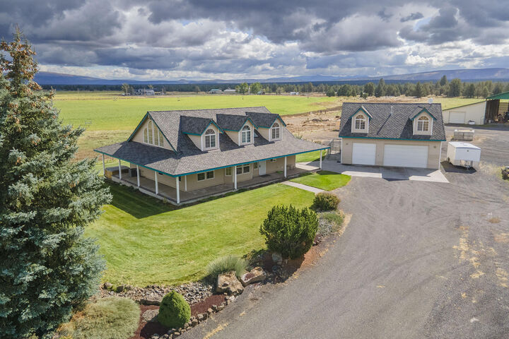 Property Photo:  24585 Dodds Road  OR 97701 