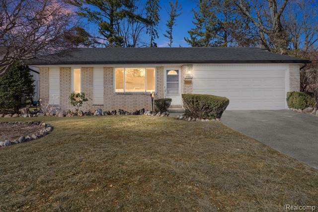 Property Photo:  35980 Perth Street  MI 48154 