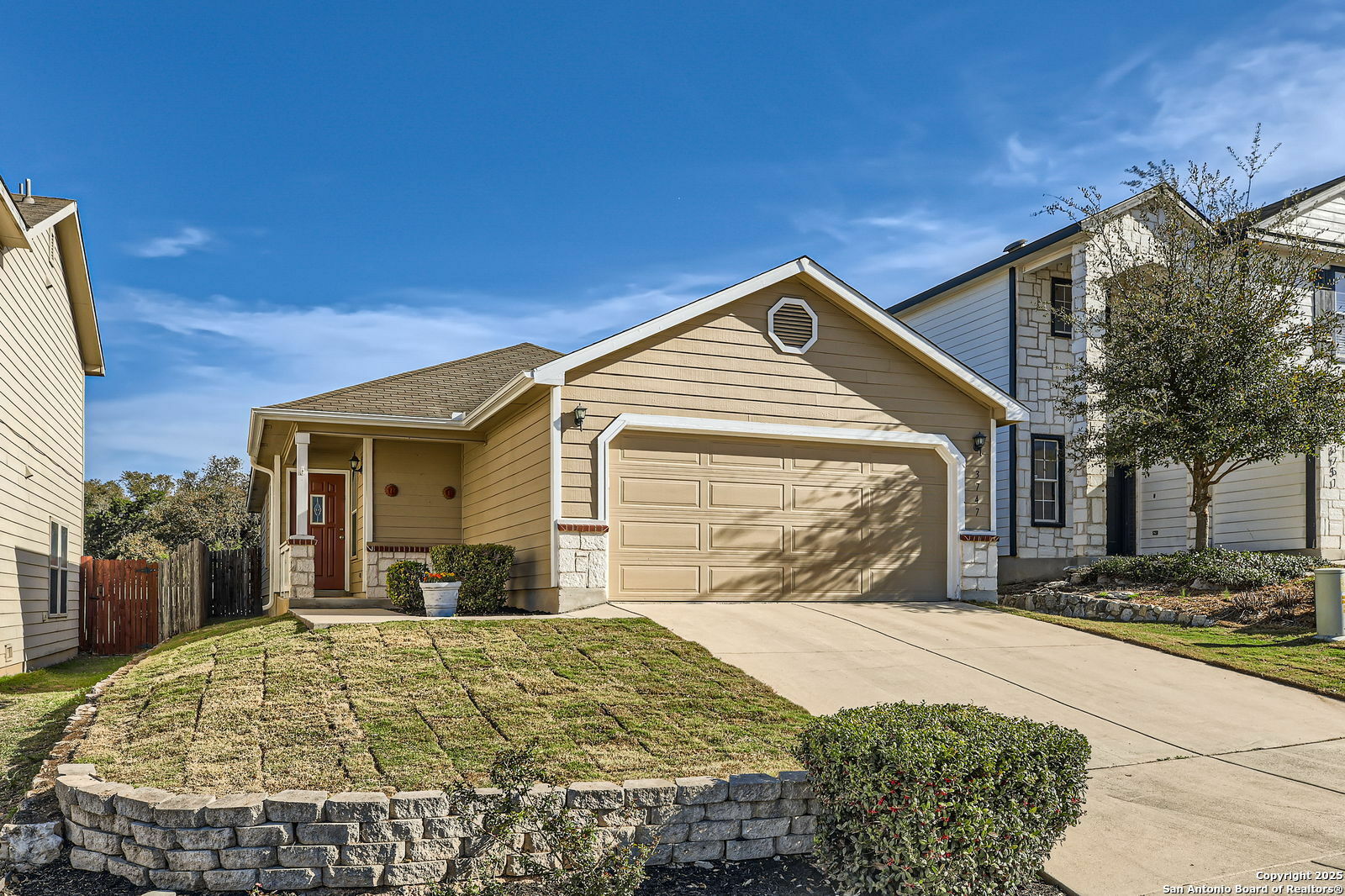 Property Photo: 3747 Hideaway Grn TX 78261