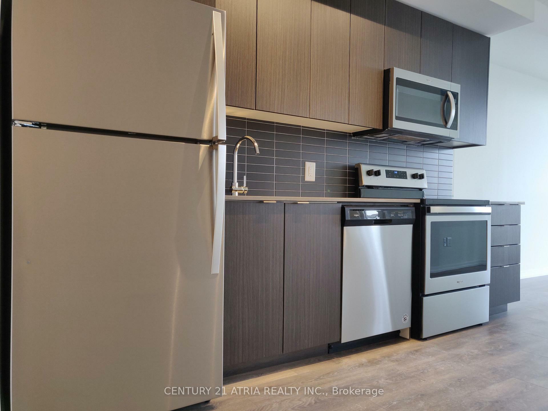 Property Photo: 3237 Bayview Avenue 1001 ON M2K 0G1